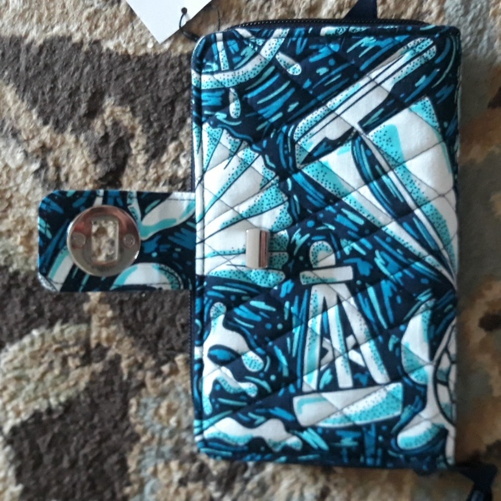 4x*Host Pick*Vera Bradley RFID wallet - Picture 9 of 16